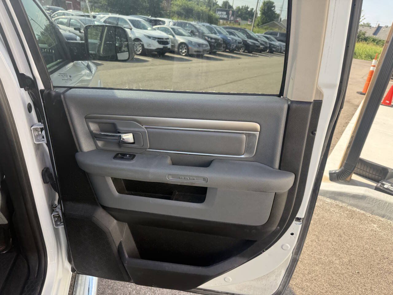 Used 2013 RAM 1500 Outdoorsman AWD/4WD image 13
