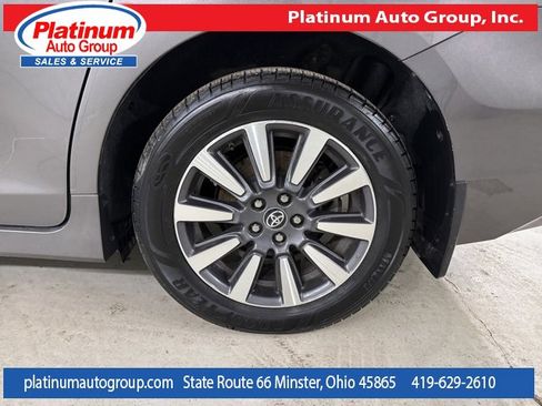 Used 2018 Toyota Sienna Limited Premium image 51