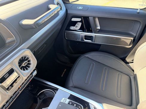Used 2025 Mercedes-Benz G 550 image 42