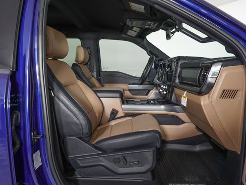 Used 2026 Ford F450 Lariat w/ FX4 Off-Road Package image 7