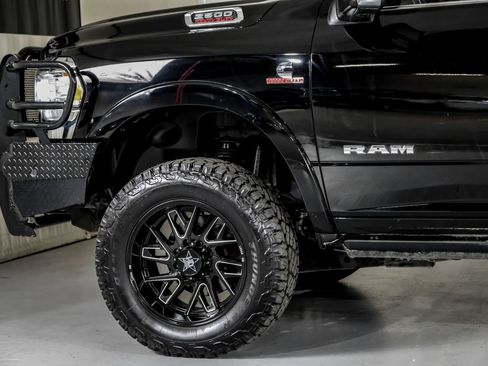 Used 2024 RAM 2500 Limited AWD/4WD image 12