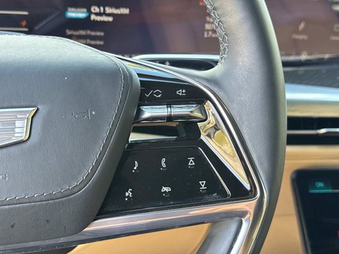 New 2025 Cadillac Escalade IQ Luxury 2 image 29