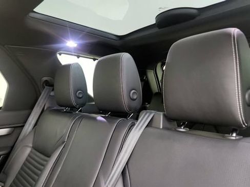 Used 2023 Land Rover Discovery S R-Dynamic AWD/4WD image 48