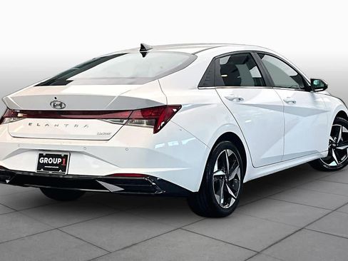 Used 2023 Hyundai Elantra Limited w/ Cargo Package FWD image 12