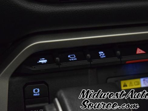 Used 2024 Toyota Tundra Limited image 24