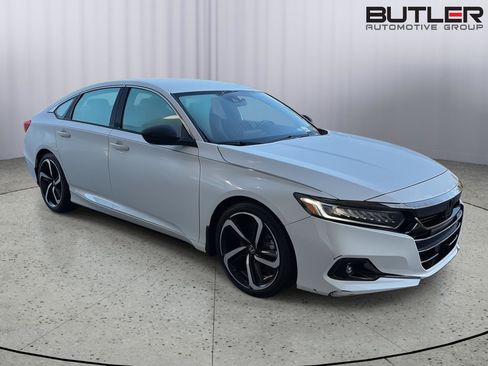 Used 2022 Honda Accord Sport image 8