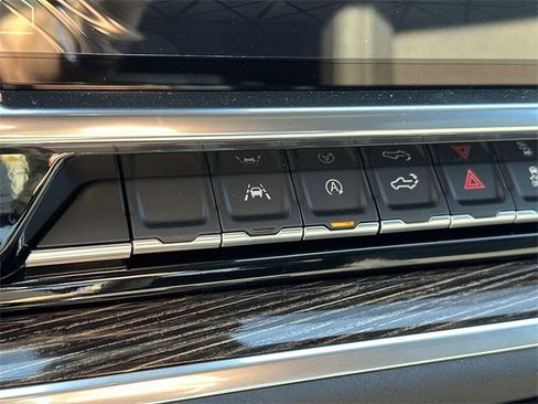 New 2026 GMC Sierra 1500 Elevation w/ LPO, Elevation Black Package image 18