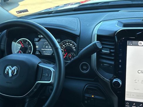 Used 2024 RAM 3500 Laramie image 26