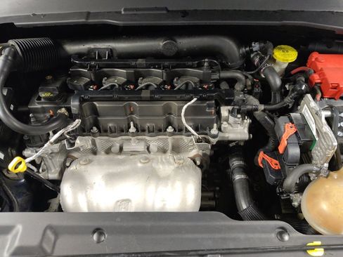Used 2021 Jeep Compass Latitude FWD image 30
