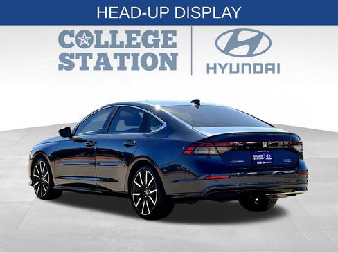 Used 2025 Honda Accord Touring image 8