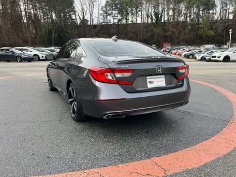 Used 2018 Honda Accord Sport image 3