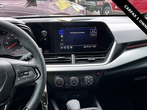 Used 2024 Chevrolet Trax RS image 9