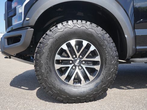 Used 2020 Ford F150 Raptor w/ Equipment Group 802A Luxury AWD/4WD image 27