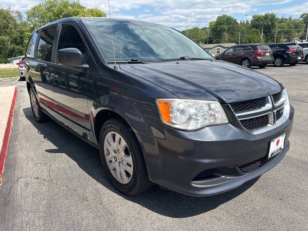 Used 2014 Dodge Grand Caravan American Value Package FWD image 6