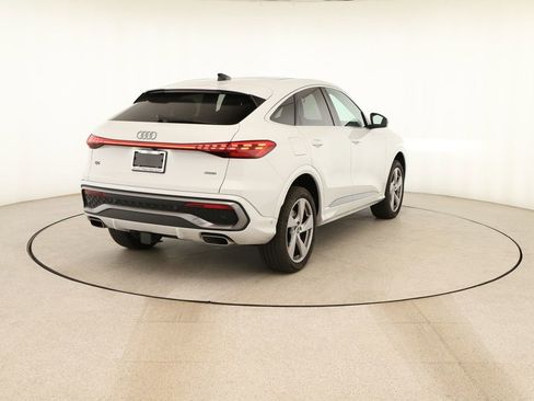 Certified 2025 Audi Q5 Premium Plus w/ Premium Plus image 6