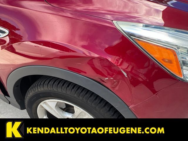 Used 2016 Ford Escape SE w/ SE Leather Comfort Package AWD/4WD image 17
