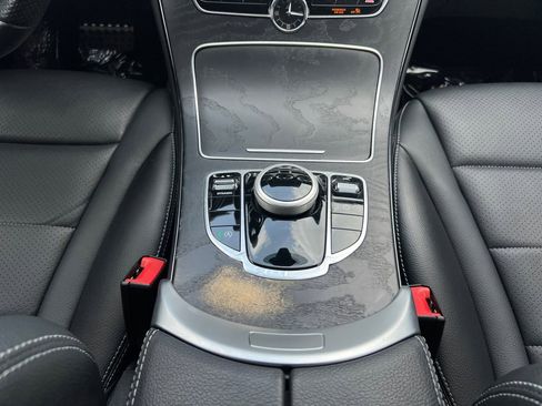 Used 2017 Mercedes-Benz C 300 Sedan image 11