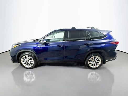 Used 2020 Toyota Highlander Limited AWD/4WD image 4