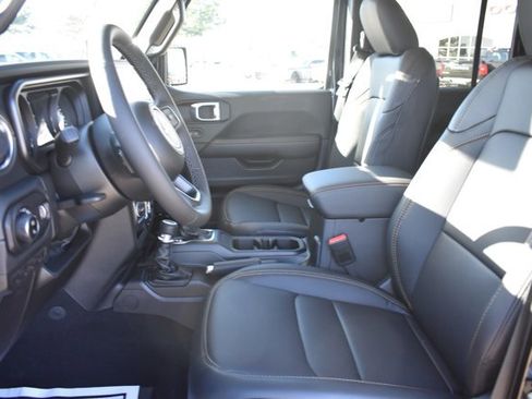 New 2026 Jeep Gladiator Sport image 15