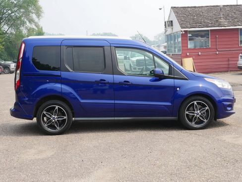 Certified 2017 Ford Transit Connect Titanium FWD image 2
