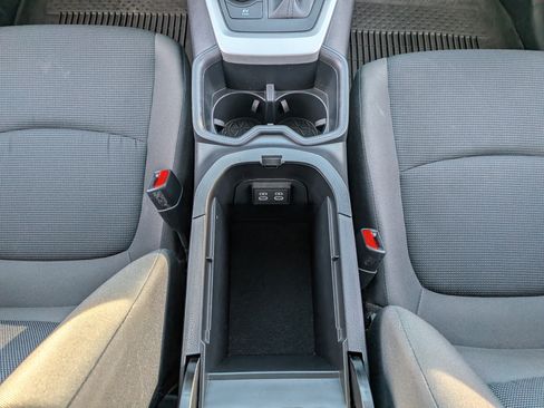 Certified 2025 Toyota RAV4 LE image 29