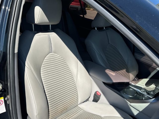 Used 2019 Toyota Camry SE w/ Audio Package FWD image 14