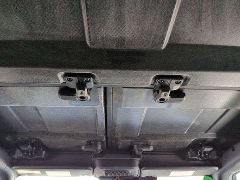 New 2025 Ford Bronco Badlands image 23