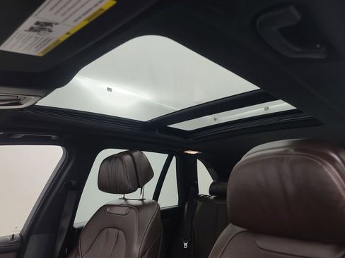 Used 2017 BMW X5 xDrive40e image 37