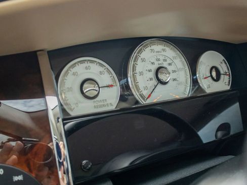 Used 2019 Rolls-Royce Wraith RWD image 52