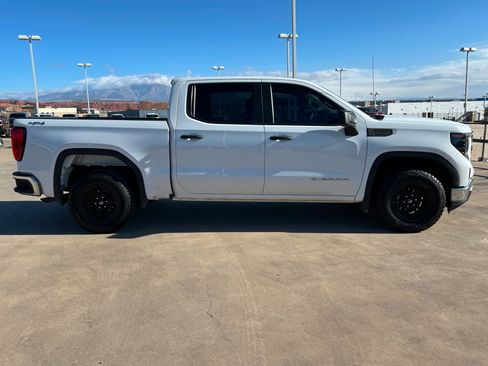 Used 2022 GMC Sierra 1500 Pro w/ Fleet Convenience Package image 7