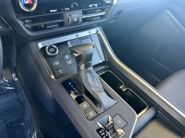 Used 2024 Lexus GX 550 w/ Accessory Package (Z1) AWD/4WD image 23