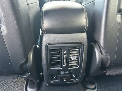 Used 2021 Jeep Grand Cherokee Limited w/ Quick Order Package 28K 80th AWD/4WD image 16