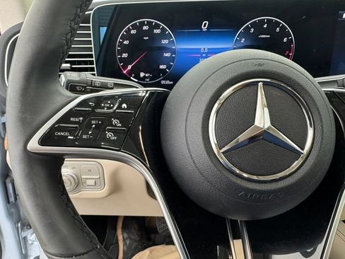 Certified 2025 Mercedes-Benz GLE 350 4MATIC image 23