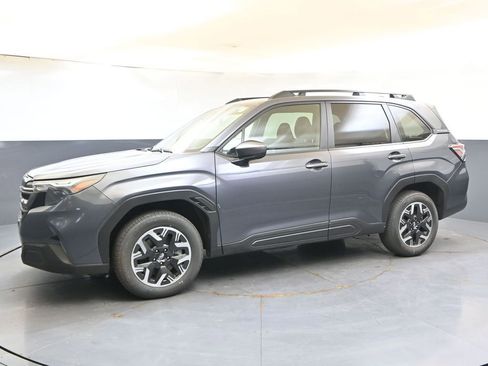 Certified 2025 Subaru Forester Premium AWD/4WD image 2