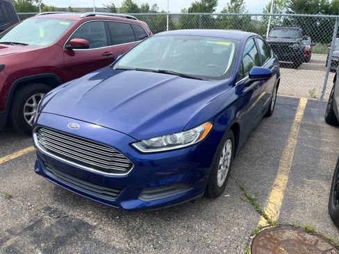 Used 2014 Ford Fusion S FWD image 3
