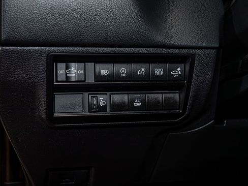 Used 2024 Toyota Tundra Limited w/ TRD Off-Road Package AWD/4WD image 17