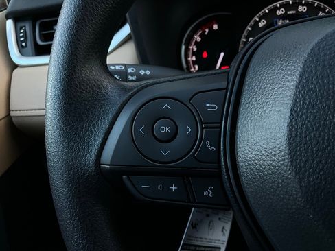 New 2025 Toyota RAV4 XLE image 32