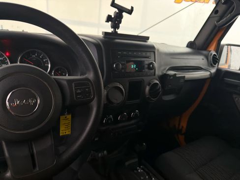 Used 2012 Jeep Wrangler Sport image 17