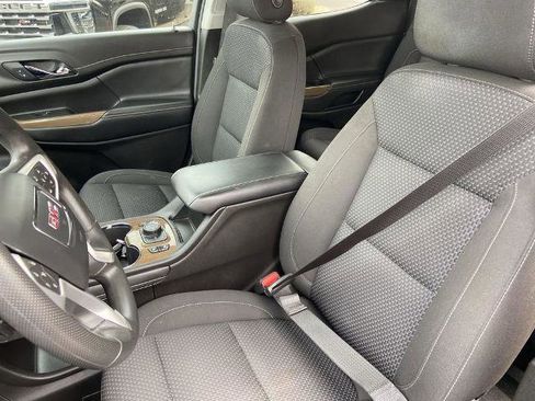 Used 2022 GMC Acadia SLE w/ Driver Convenience Package image 14