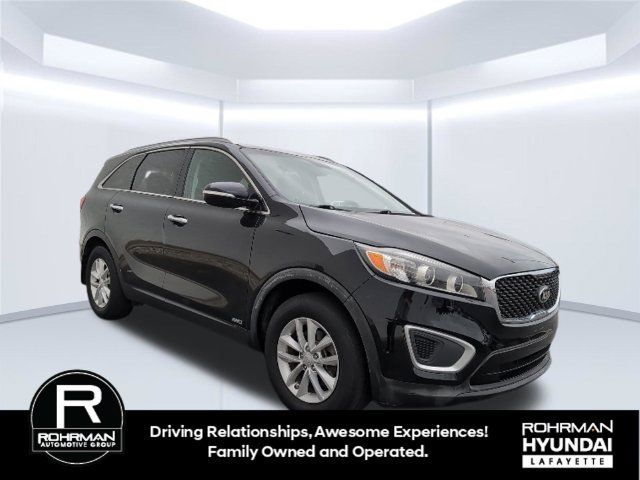 Used 2017 Kia Sorento AWD w/ LX Convenience Package image 5