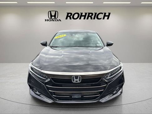 Used 2022 Honda Accord Sport image 2