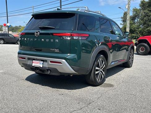 Used 2023 Nissan Pathfinder Platinum image 6