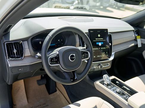 New 2026 Volvo XC90 B5 Core AWD/4WD image 13