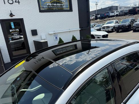 Used 2019 Mercedes-Benz GLA 250 4MATIC image 19