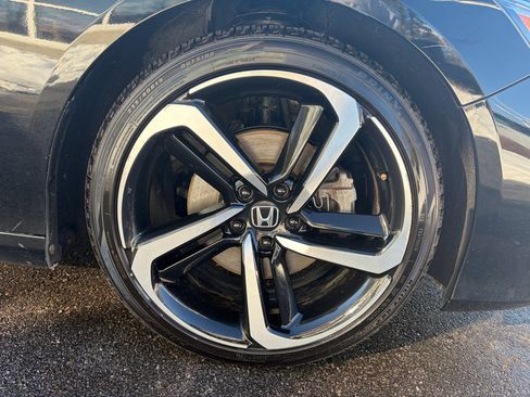Used 2021 Honda Accord Sport image 16