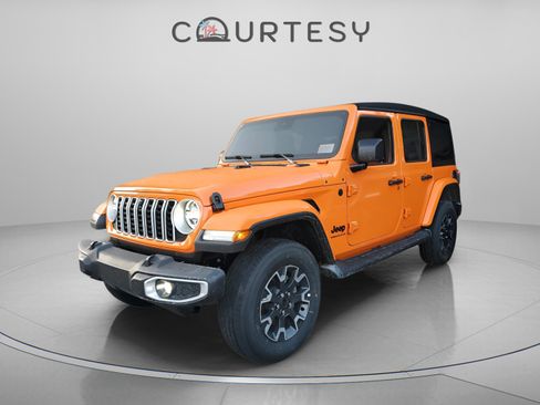 New 2025 Jeep Wrangler Sahara w/ Technology Group AWD/4WD image 1