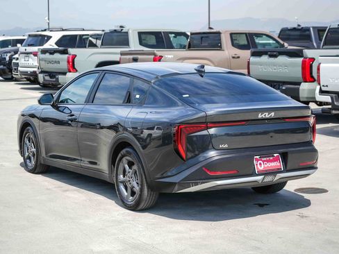 Used 2025 Kia K4 FWD image 6