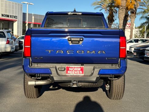 New 2025 Toyota Tacoma TRD Off-Road image 12