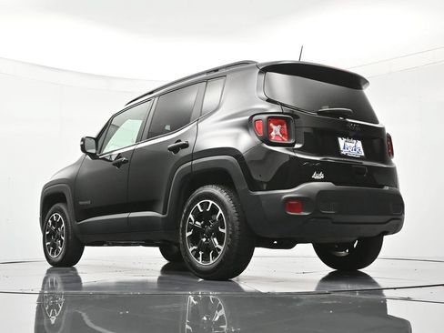 Used 2023 Jeep Renegade Latitude AWD/4WD image 42