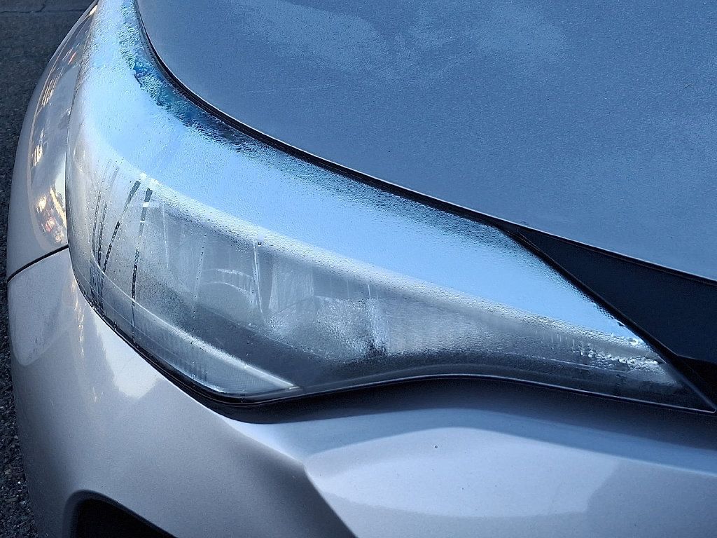 Certified 2020 Toyota C-HR XLE FWD image 35